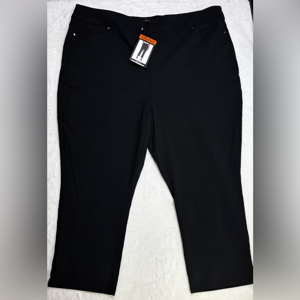 Mario Serrani XXL women’s pull‑on pants with a sleek, comfy stretch style. NWT